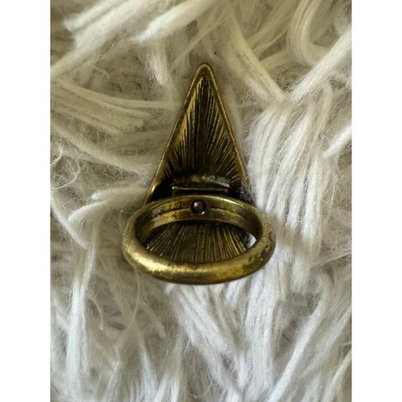 Bronze Tribal Pyramid Geometrical ring. - Picture 7 of 8